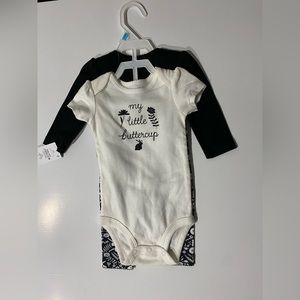6 month Carters set